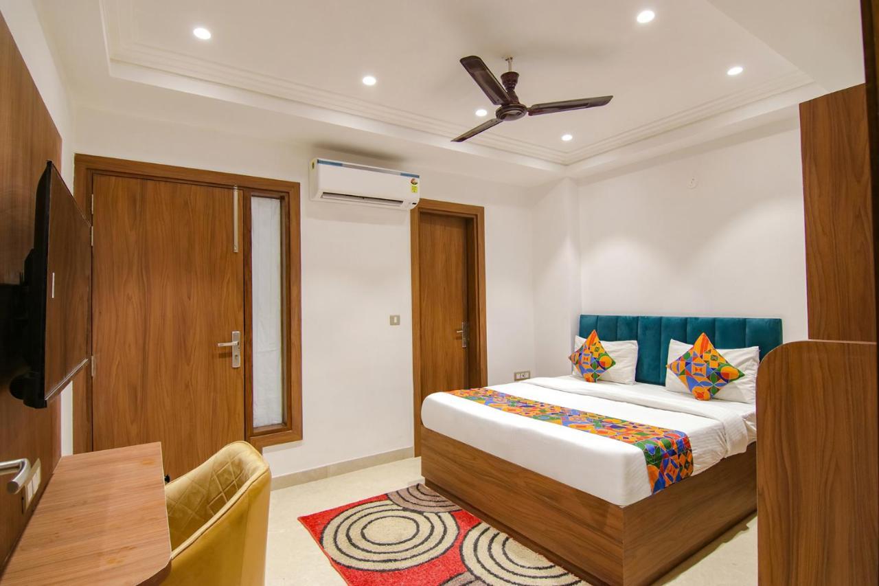 Fabhotel La Serene Bnb- Ashok Vihar New Delhi Exterior photo